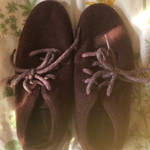 All Birds maroon tennis shoes